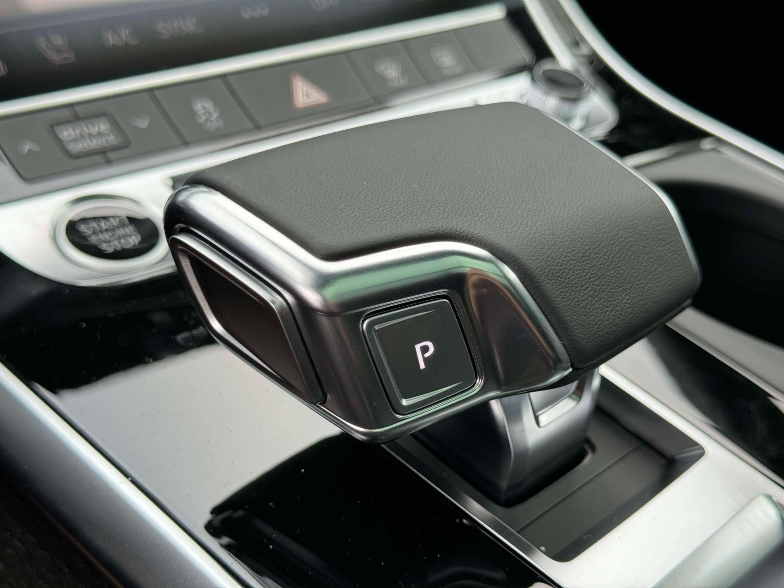 2025 Audi Q8 Premium Plus