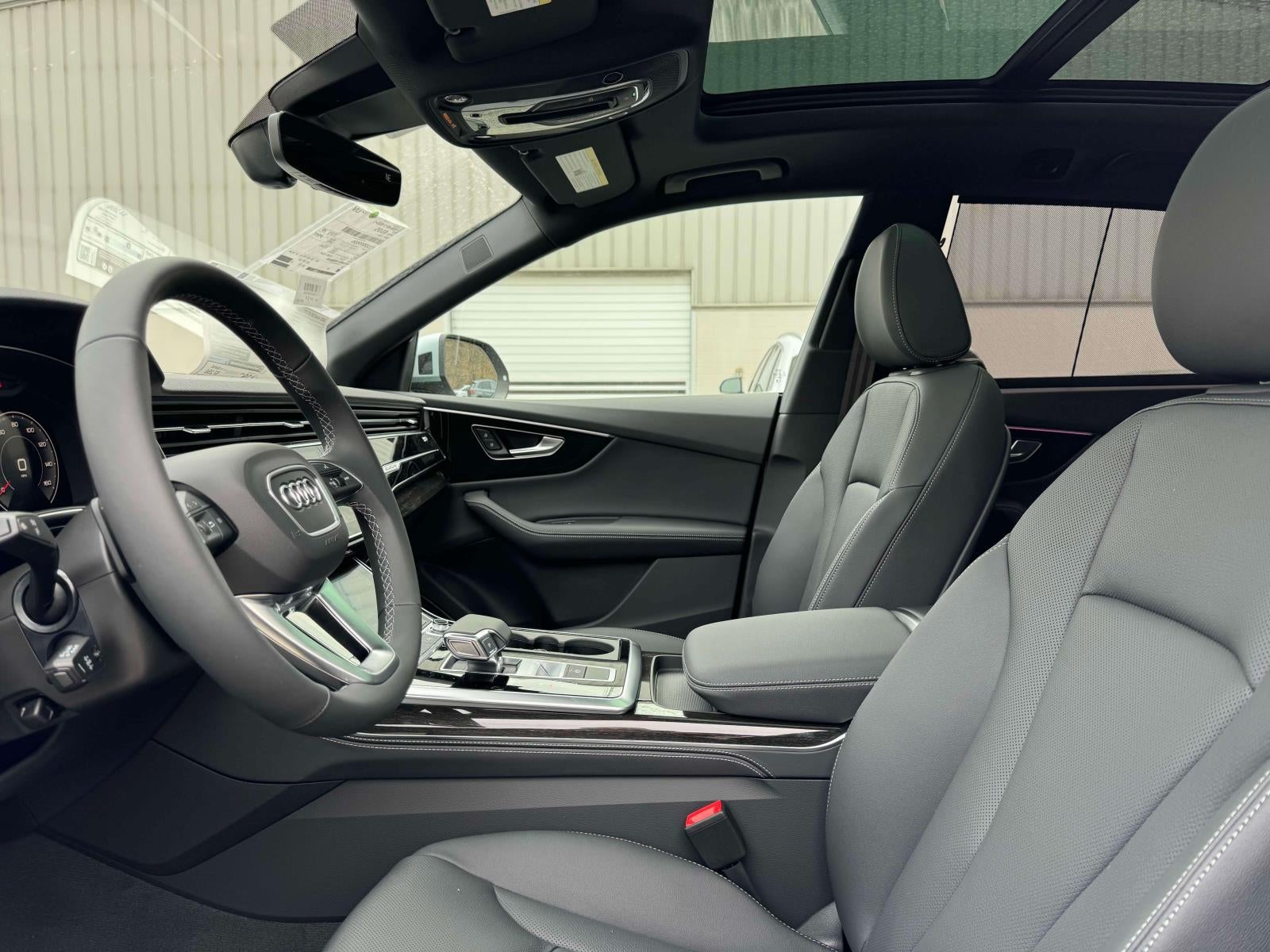 2025 Audi Q8 Premium Plus