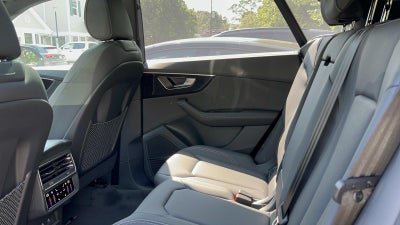 2025 Audi Q8 55 Premium Plus