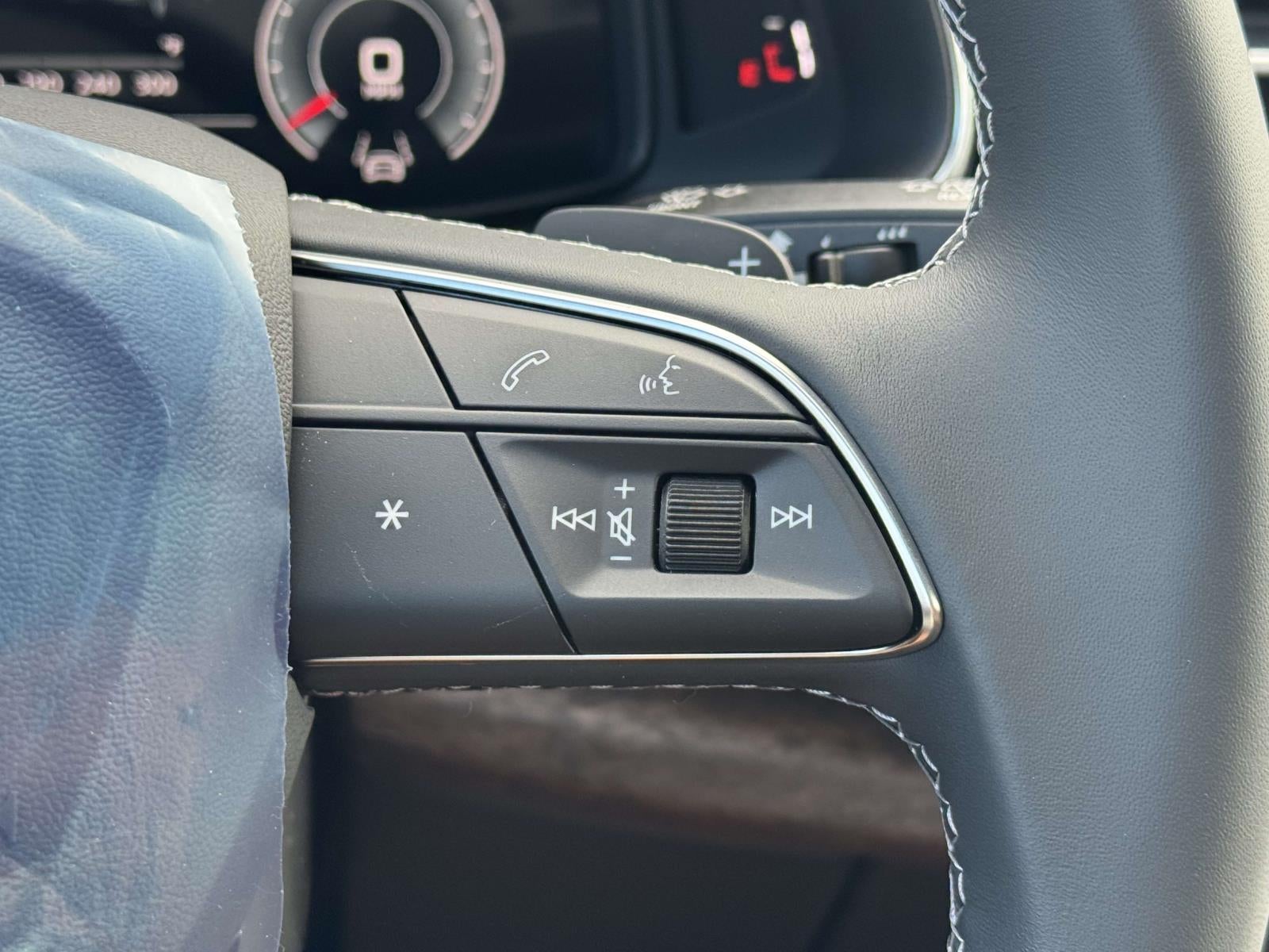 2027 Audi Q8 Premium Plus