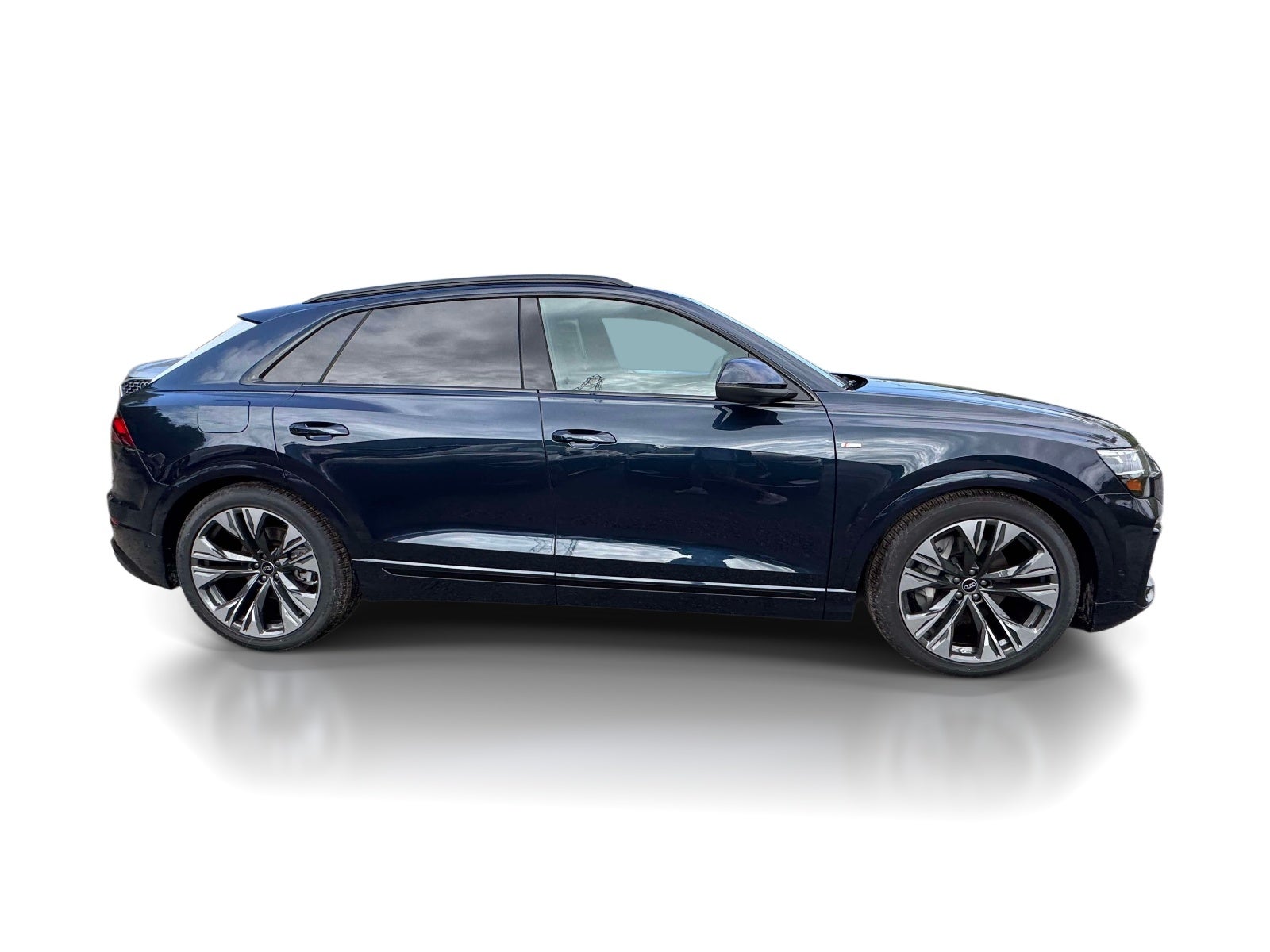 2027 Audi Q8 Premium Plus