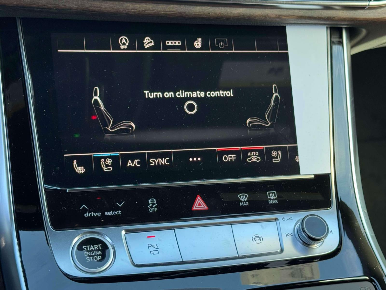 2027 Audi Q8 Premium Plus