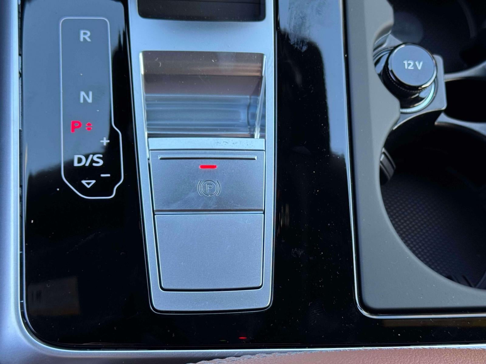 2027 Audi Q8 Premium Plus