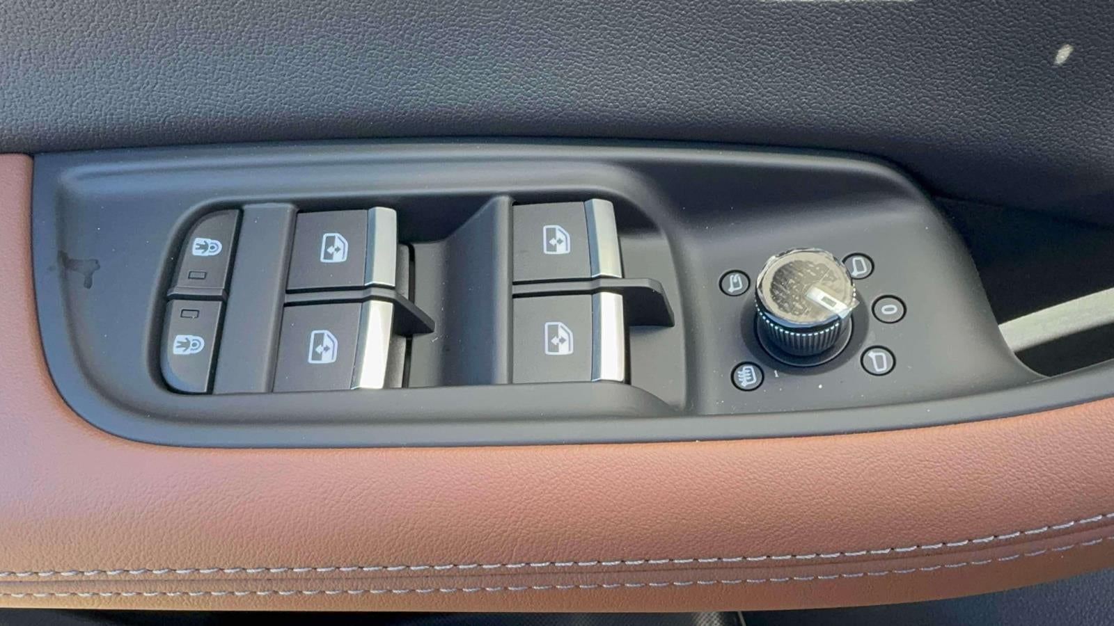 2027 Audi Q8 Premium Plus