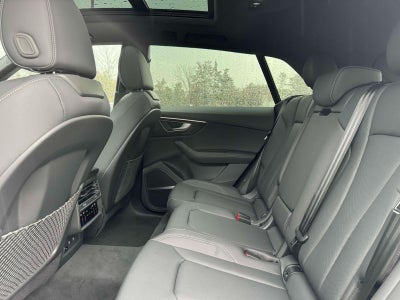 2025 Audi Q8 Premium Plus
