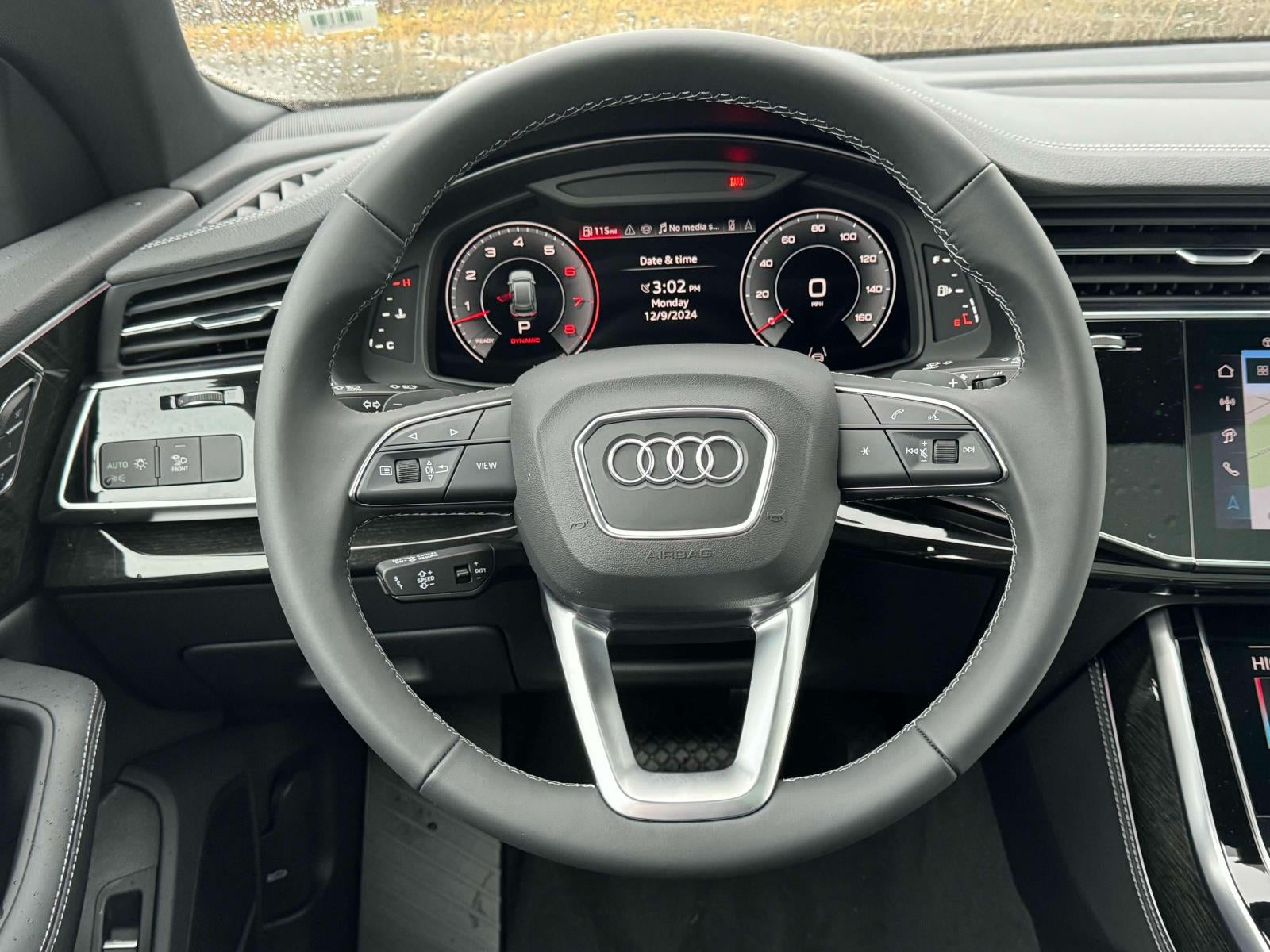 2025 Audi Q8 Premium Plus