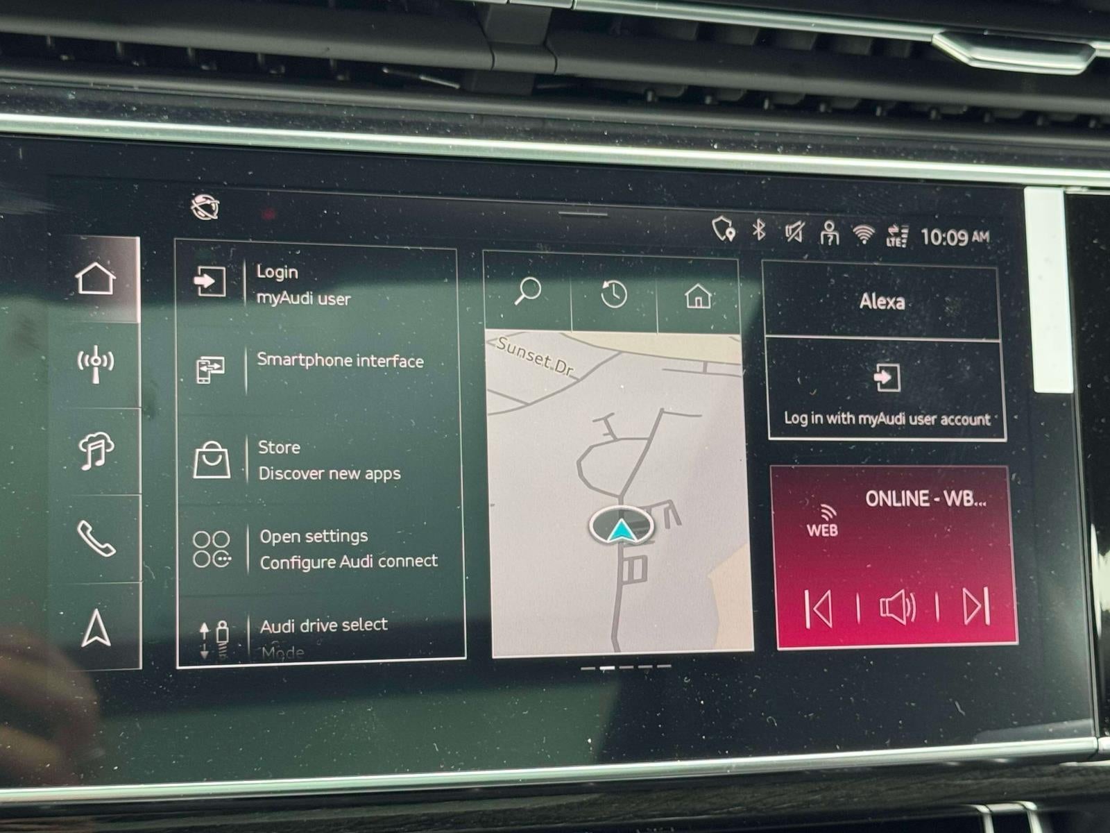 2026 Audi Q8 Premium Plus