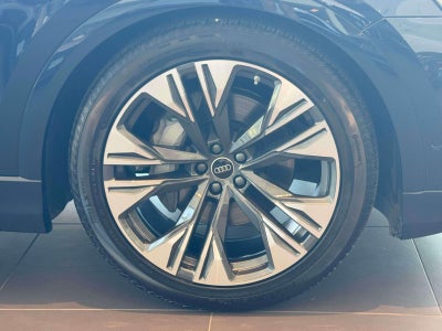2026 Audi Q8 Premium Plus