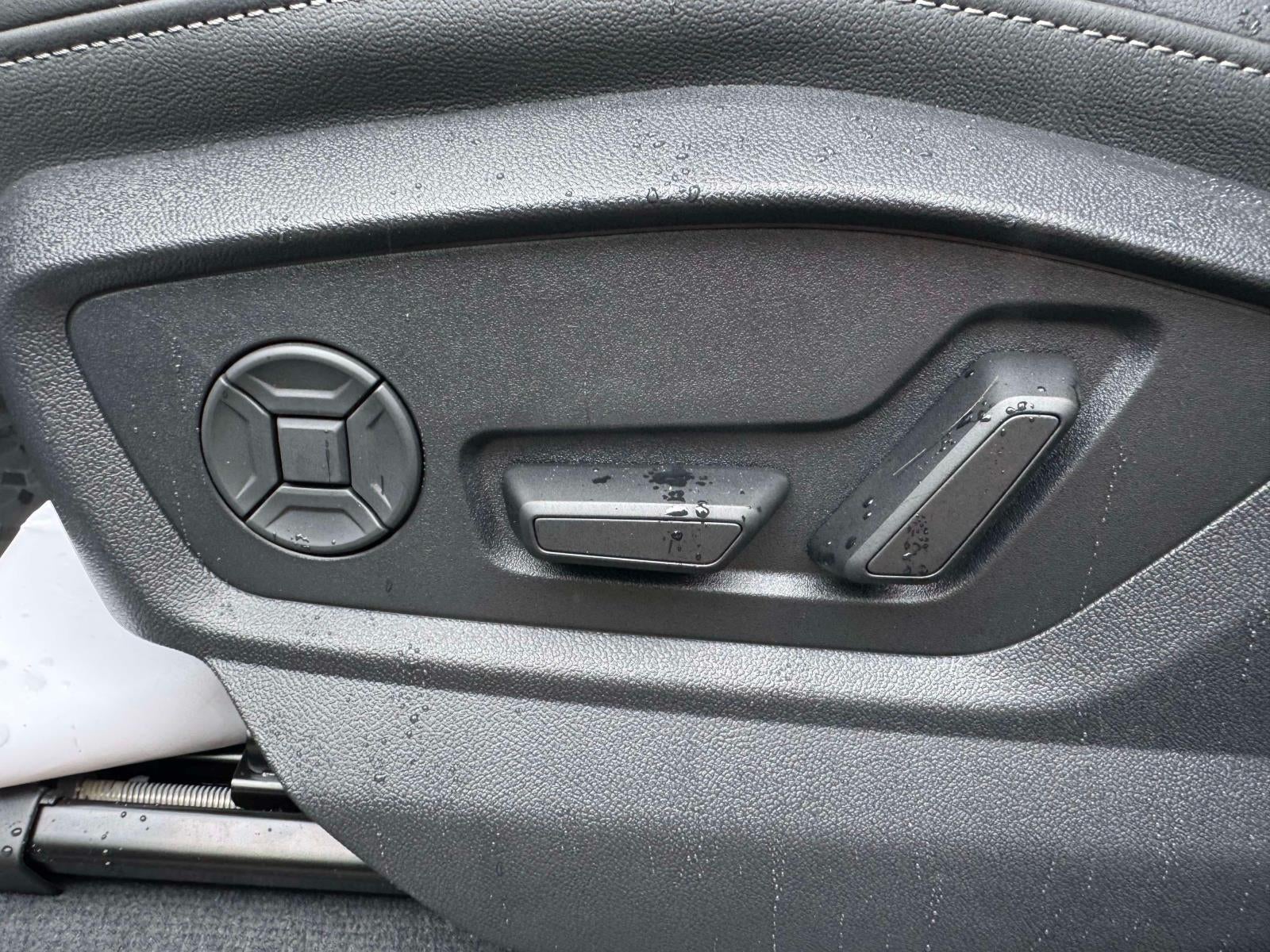 2026 Audi Q8 Premium Plus