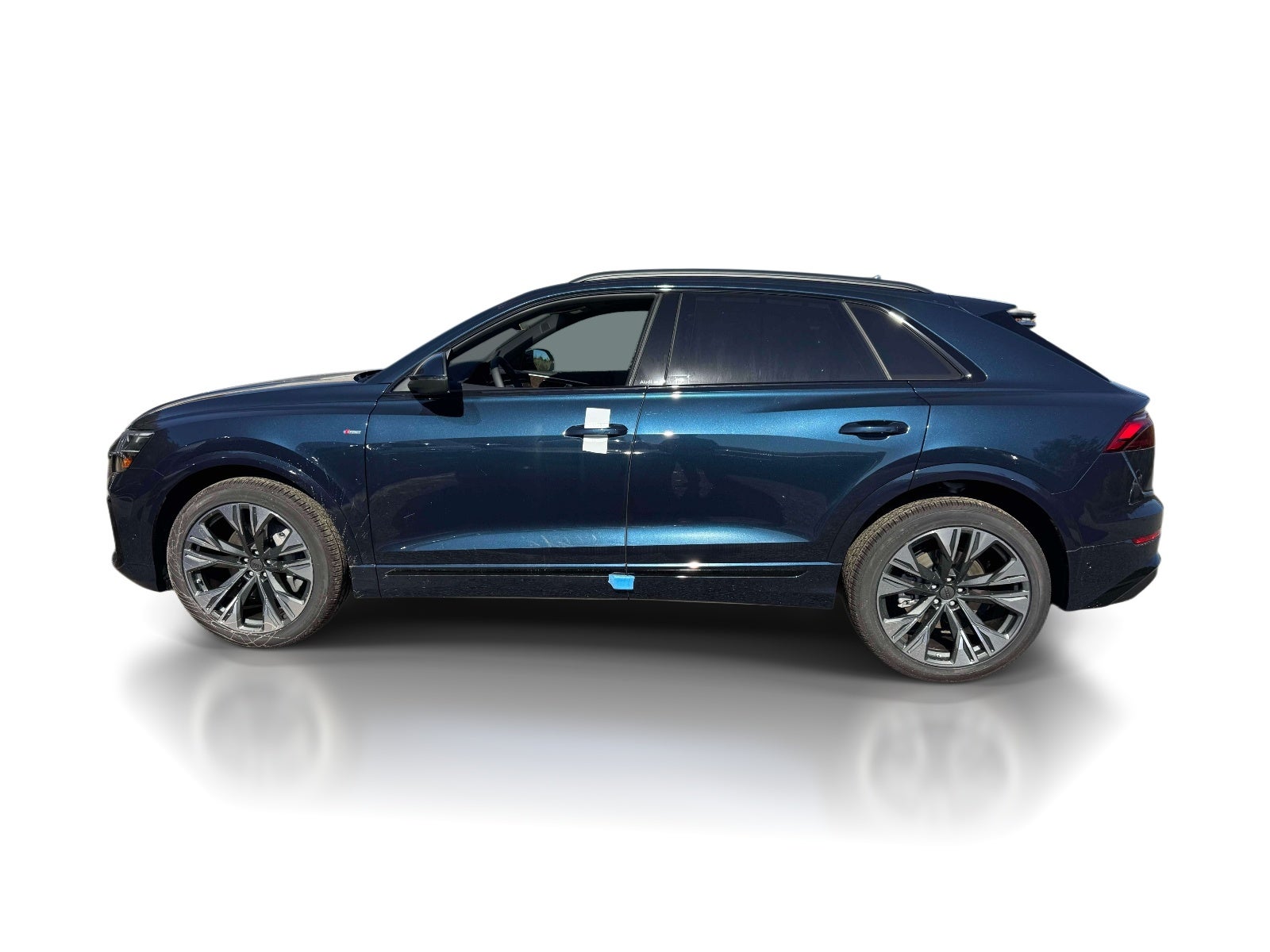 2027 Audi Q8 Premium Plus