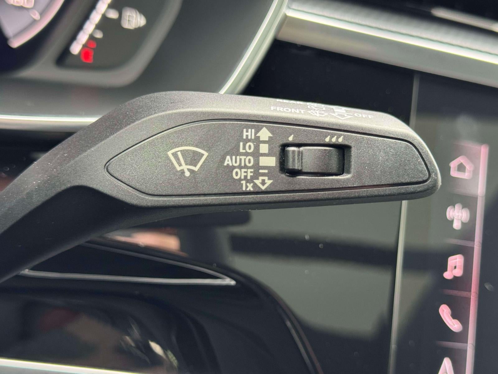 2019 Audi Q3 2.0 TFSI S line Prestige quattro