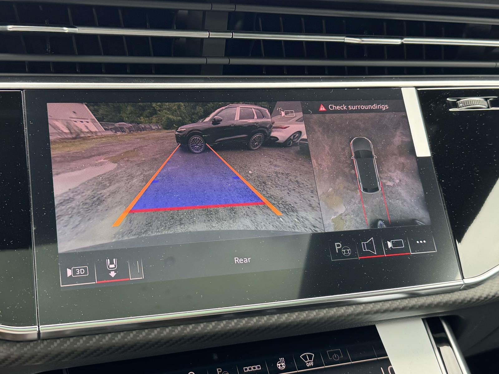 2027 Audi Q8 Prestige quattro
