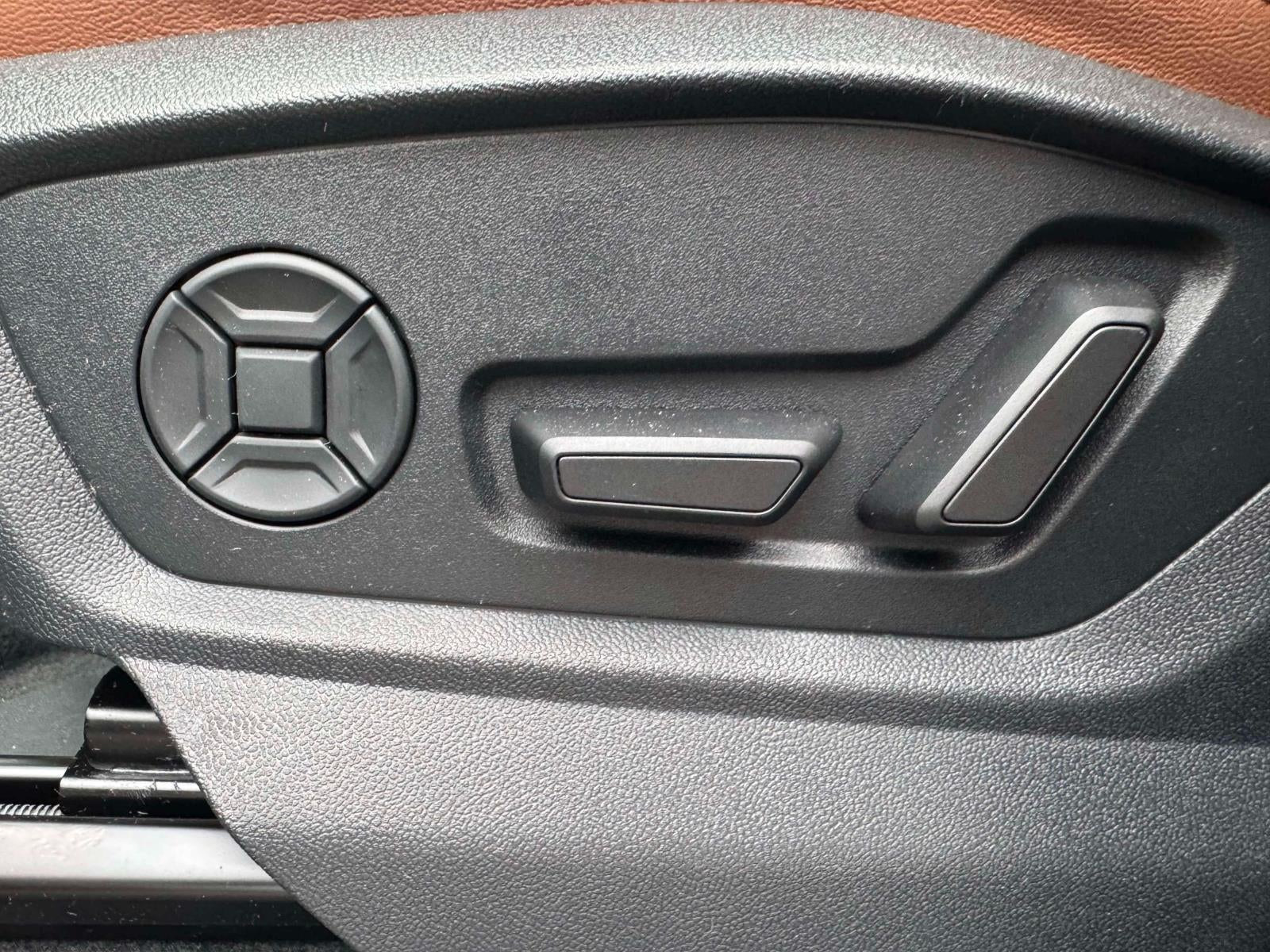 2026 Audi Q7 45 Premium Plus