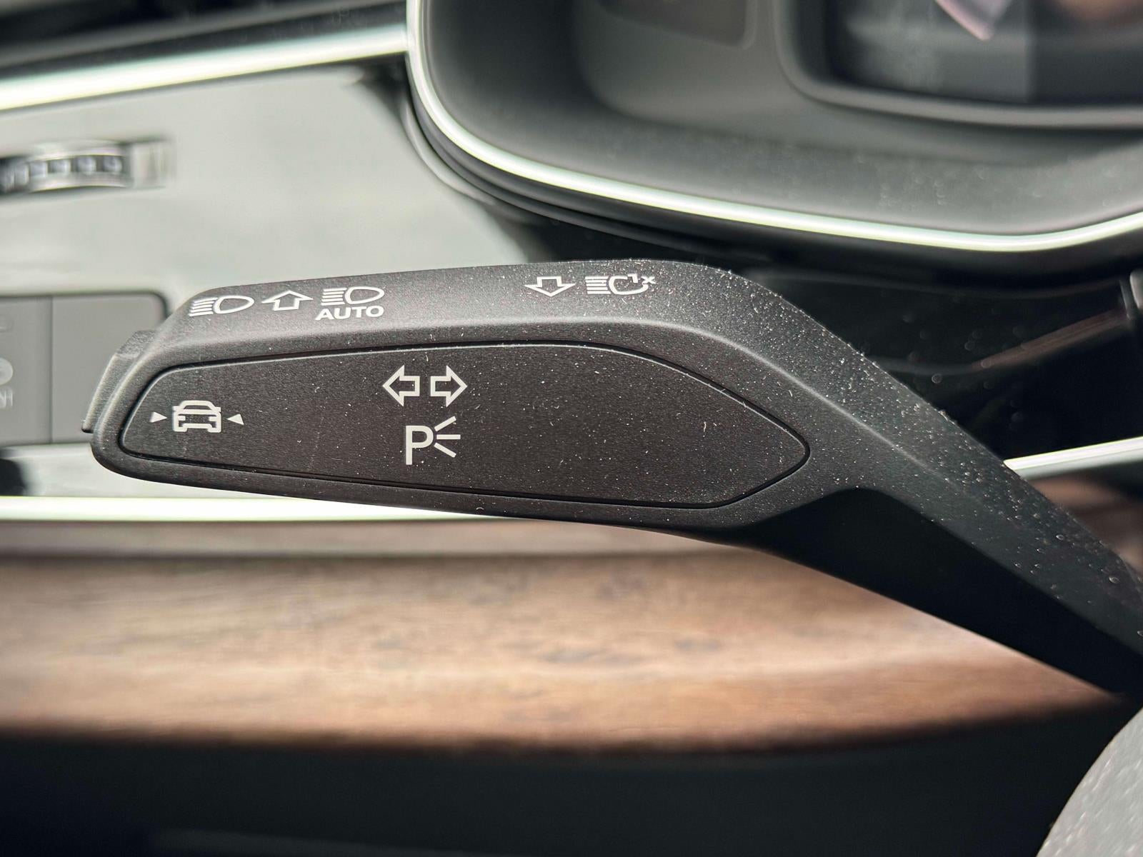 2026 Audi Q7 45 Premium Plus