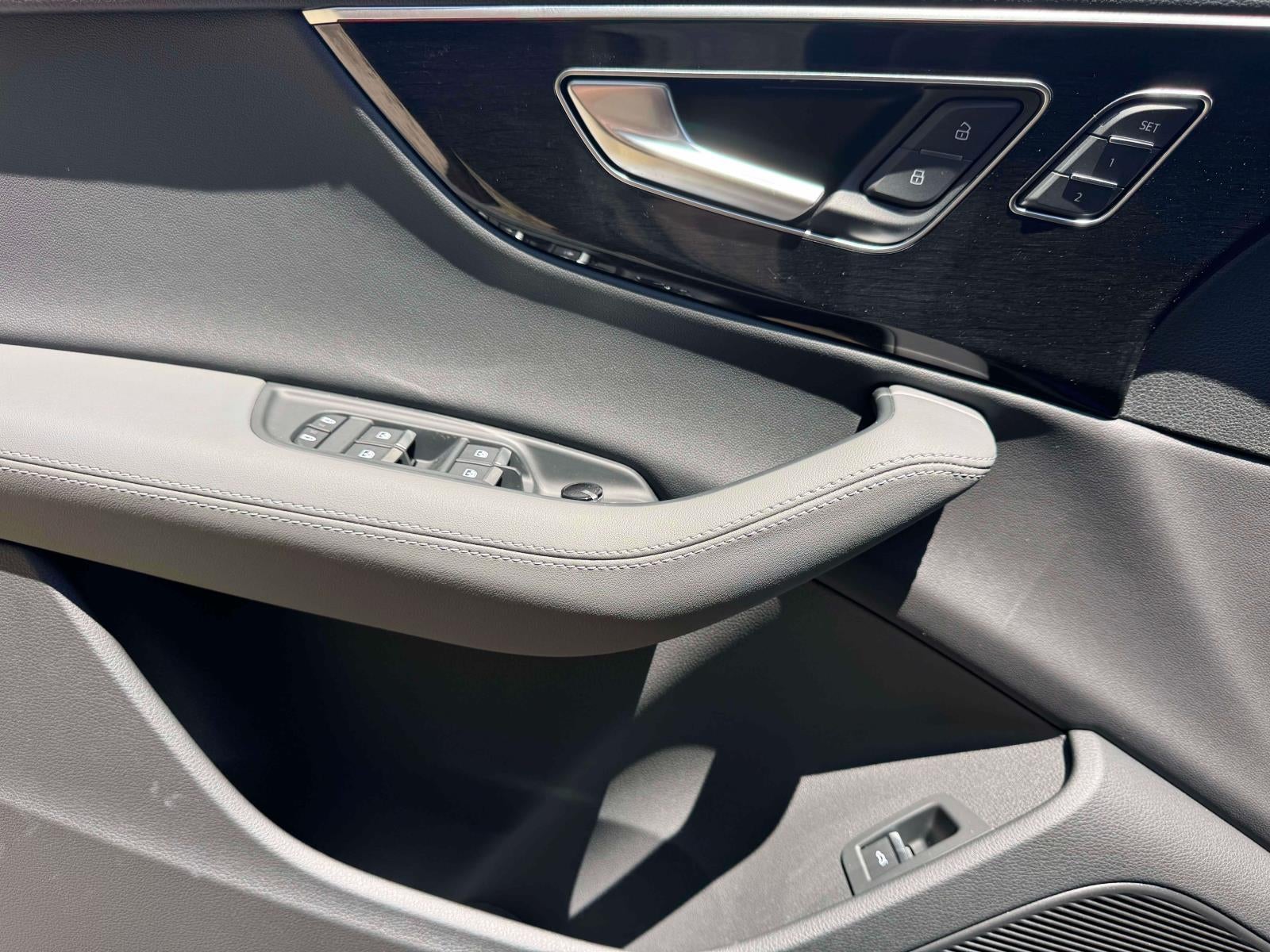 2026 Audi Q7 45 Premium Plus