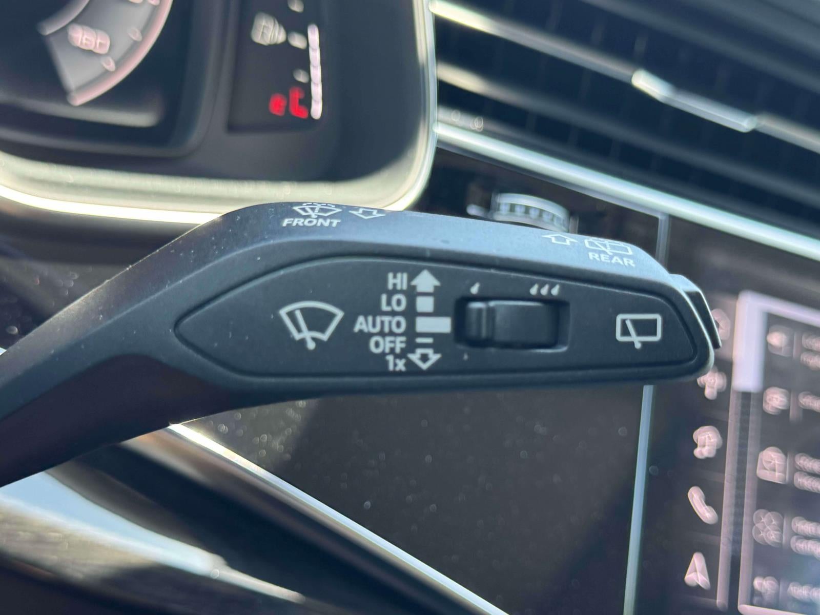2026 Audi Q7 45 Premium Plus
