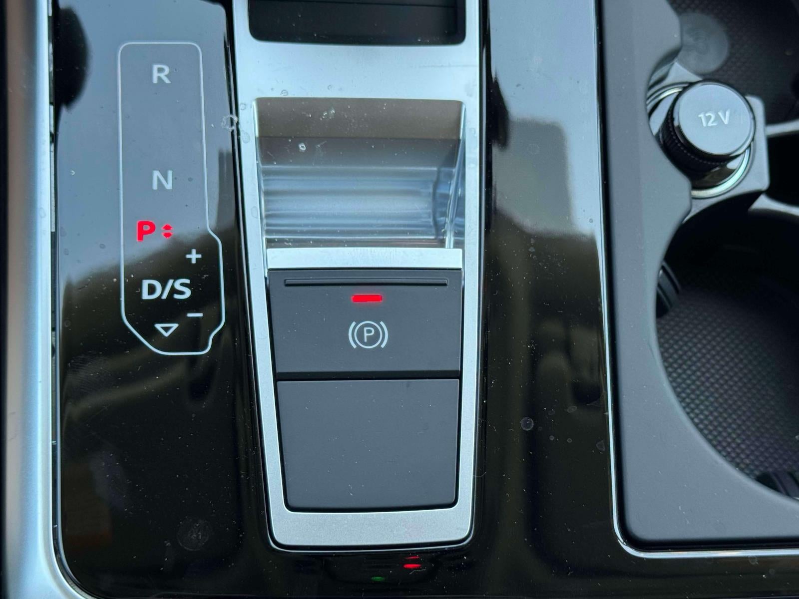 2026 Audi Q7 45 Premium Plus