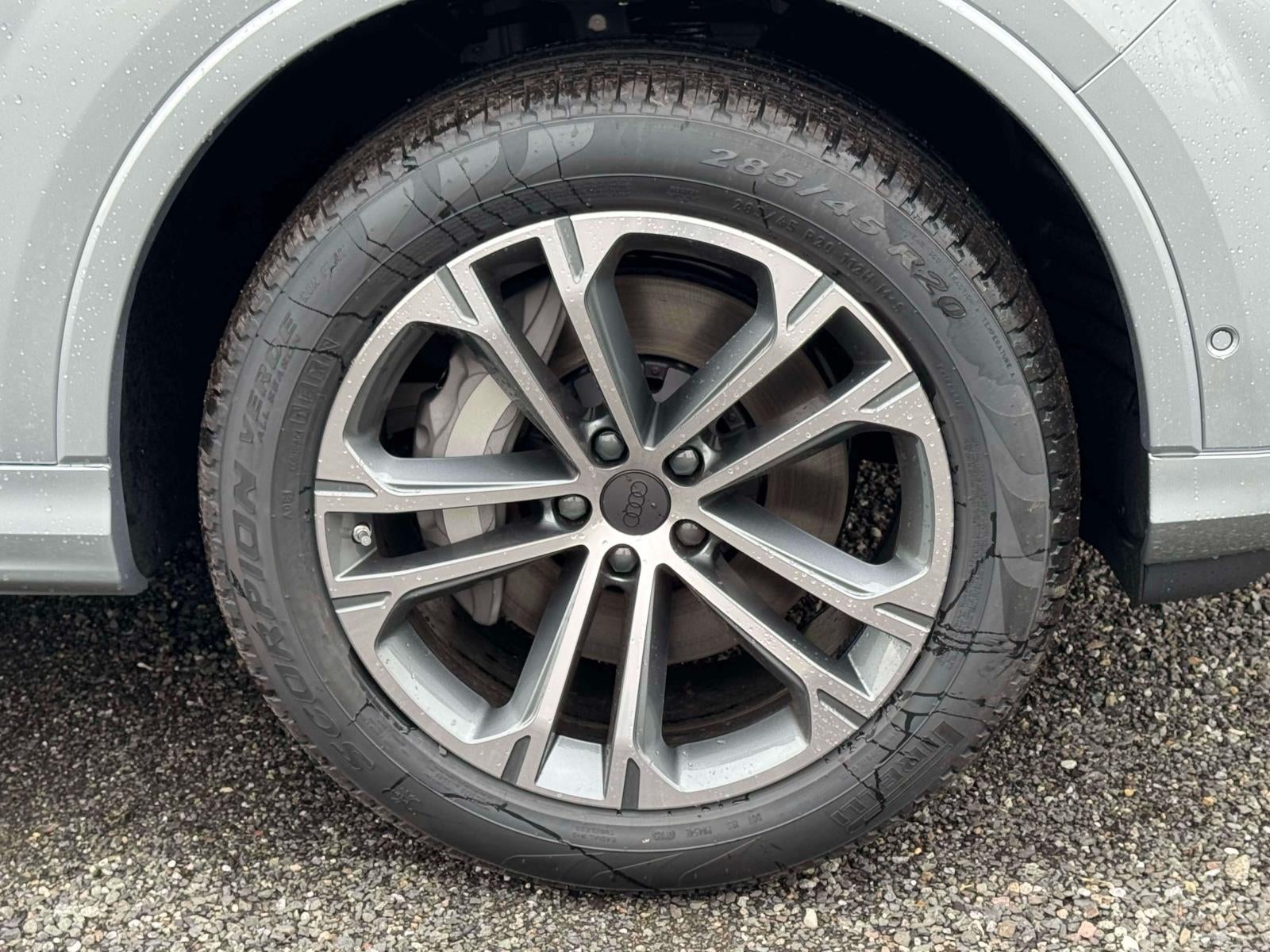 2026 Audi Q7 45 Premium Plus