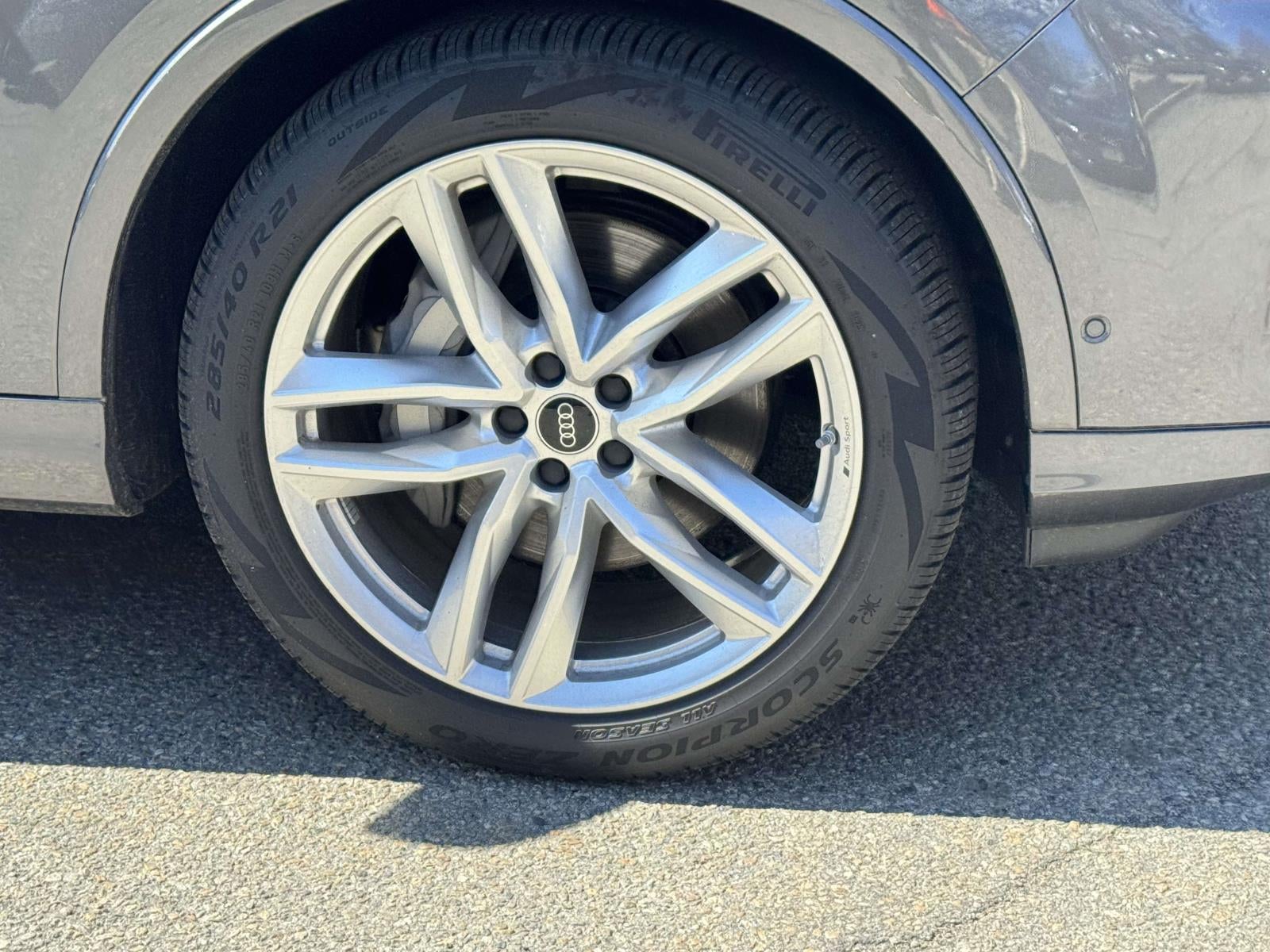 2025 Audi Q7 55 Premium Plus