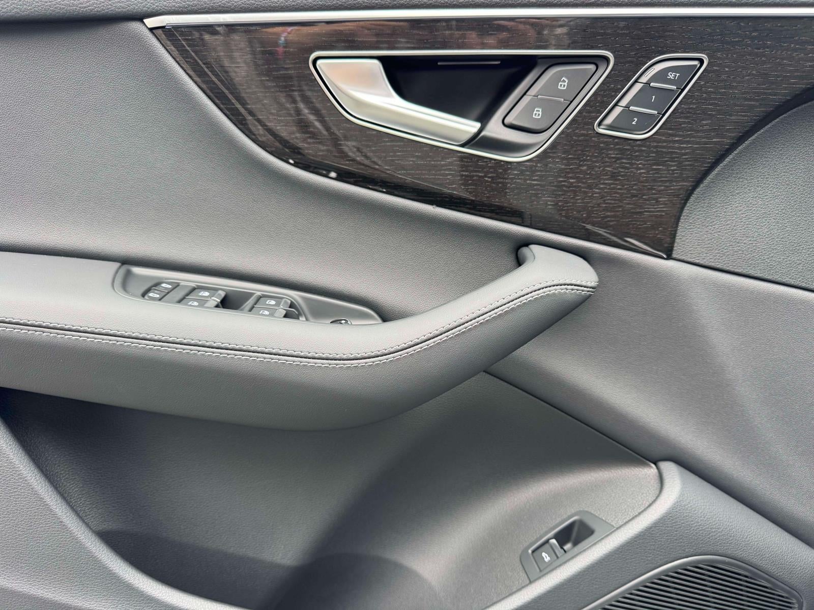 2026 Audi Q7 Premium Plus