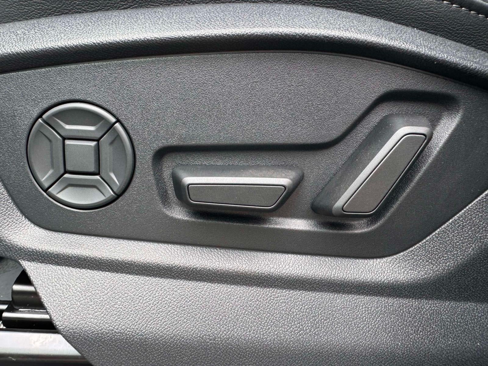 2026 Audi Q7 Premium Plus