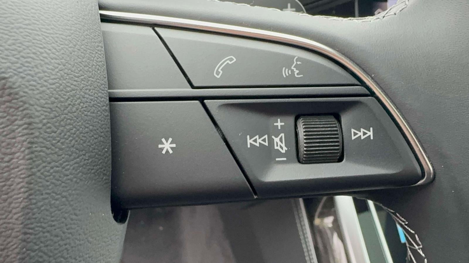 2026 Audi Q7 Premium Plus