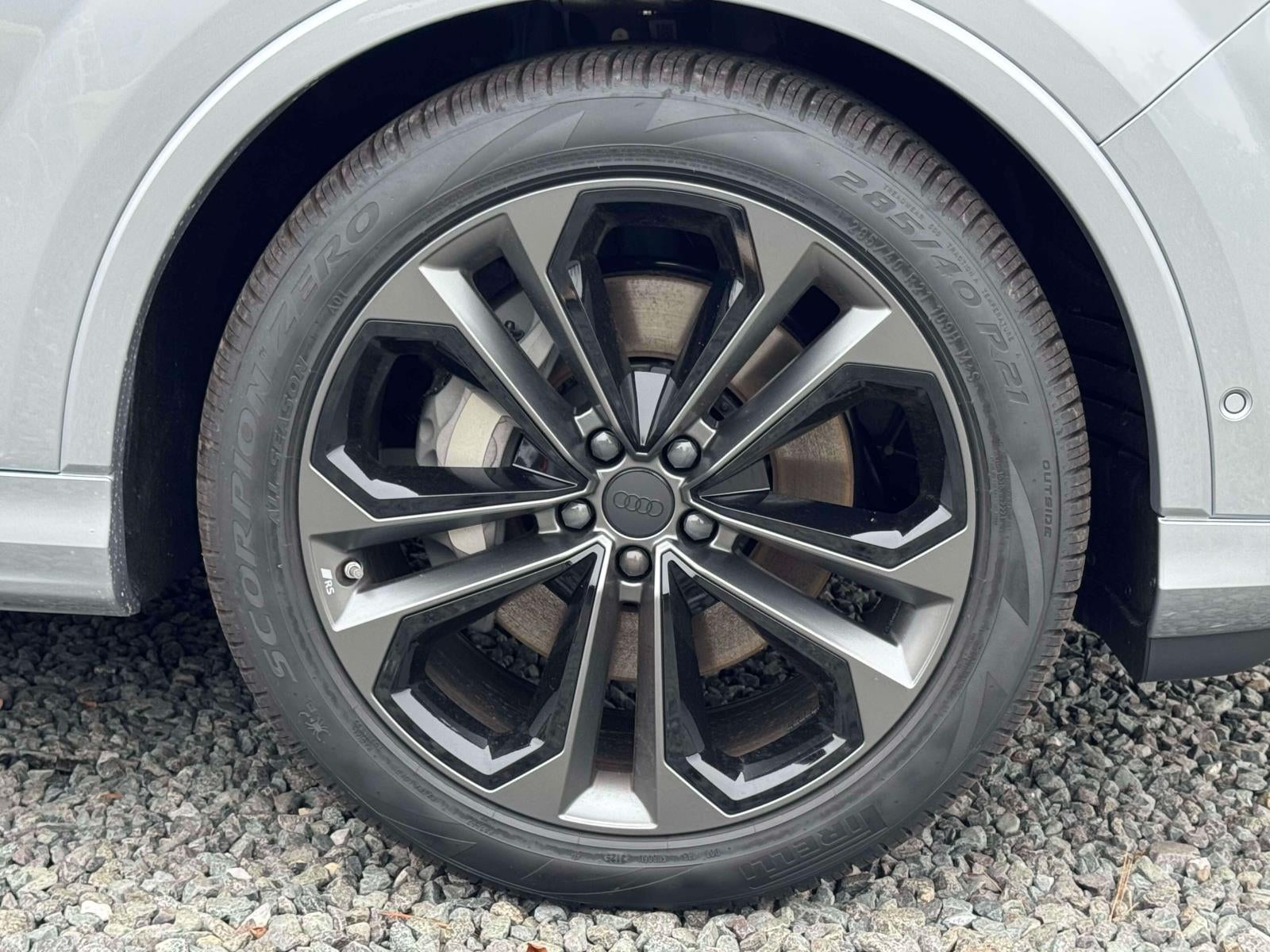 2026 Audi Q7 Premium Plus