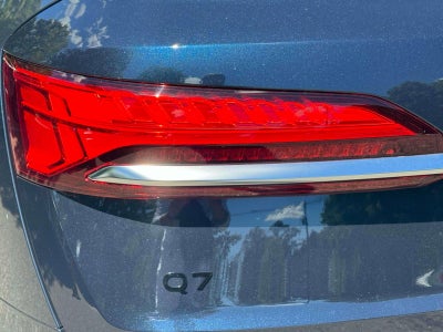 2025 Audi Q7 55 Premium Plus