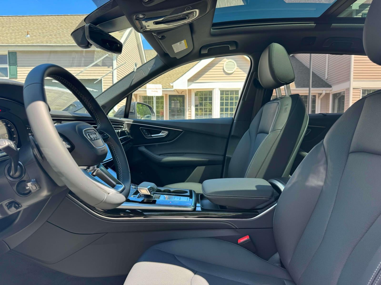 2025 Audi Q7 55 Premium Plus