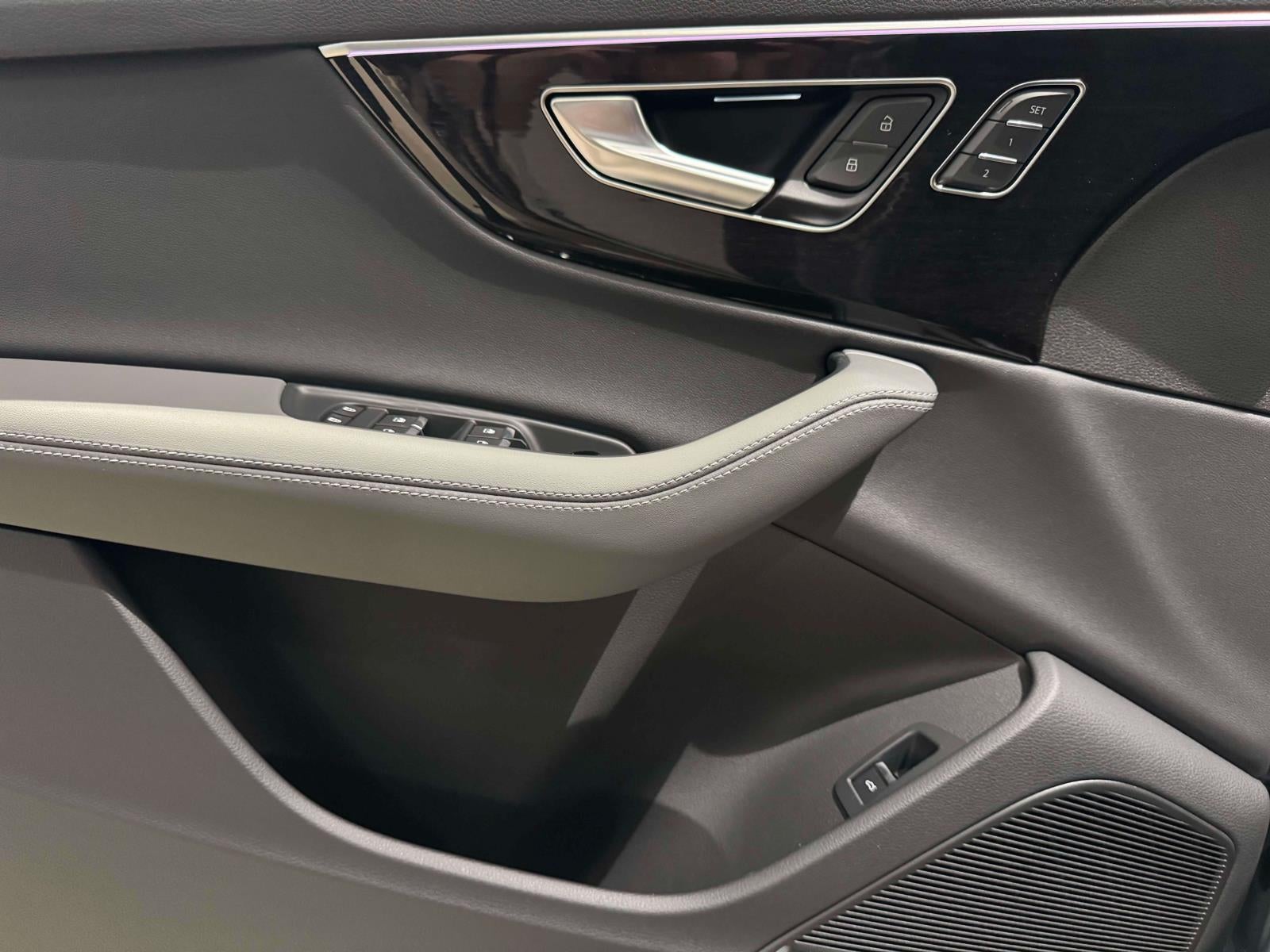 2026 Audi Q7 55 Premium Plus