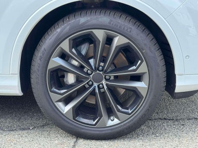 2026 Audi Q7 55 Premium Plus