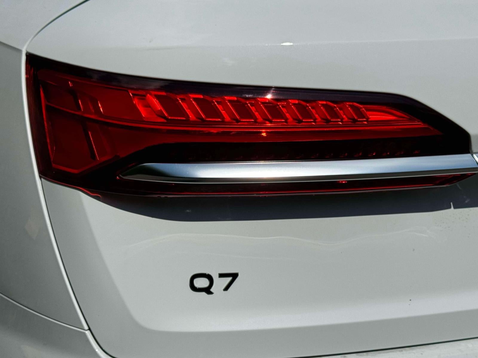2025 Audi Q7 55 Premium Plus