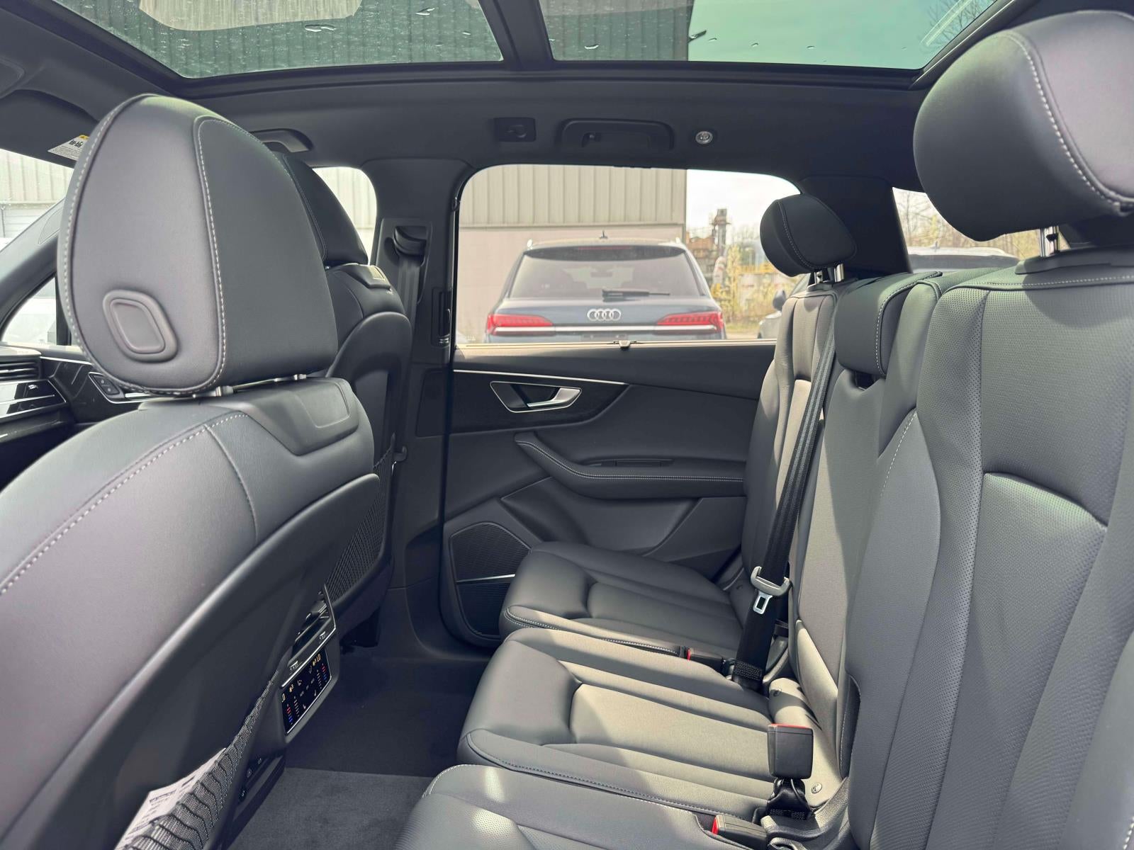 2026 Audi Q7 55 Premium Plus