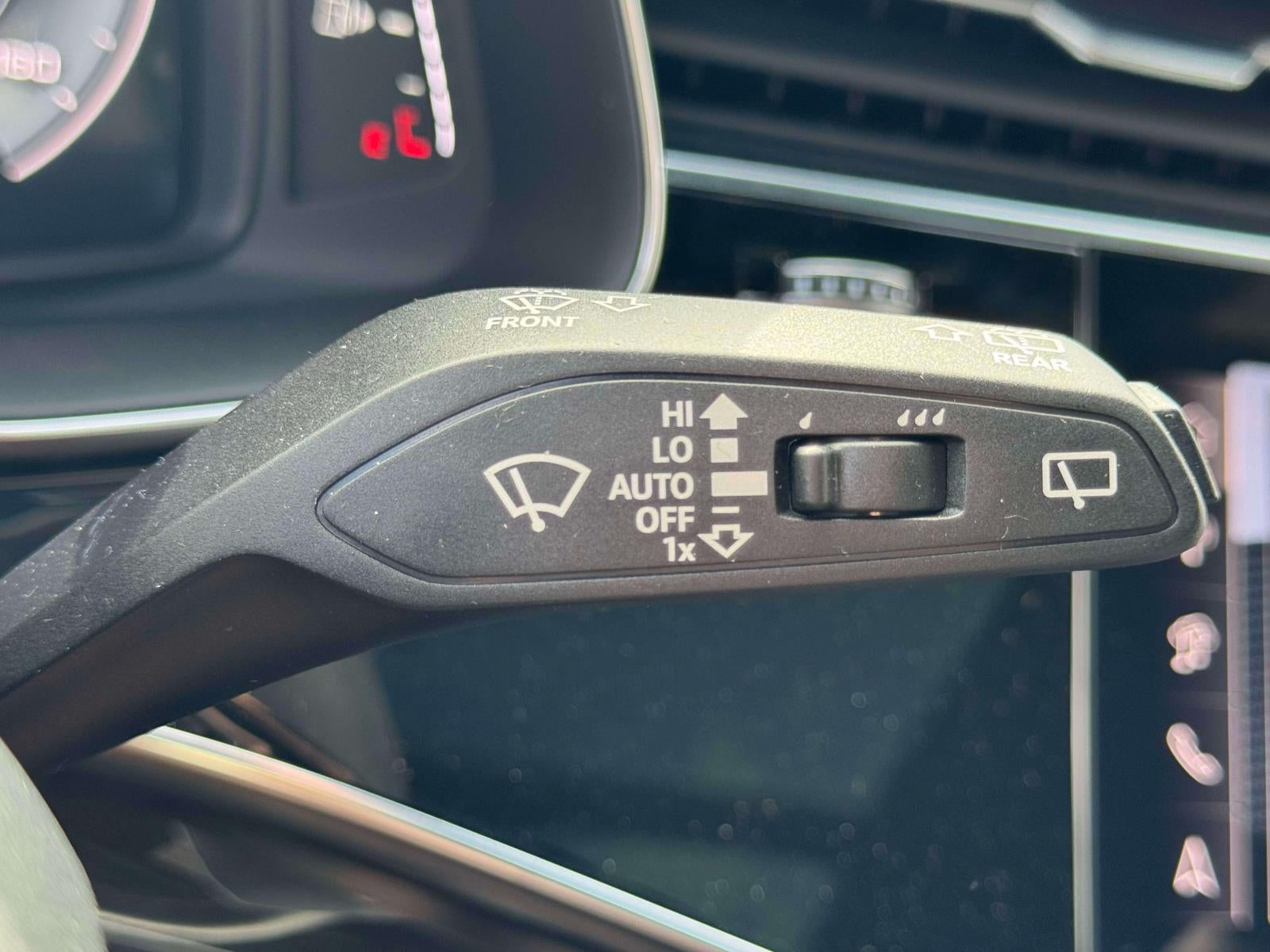 2026 Audi Q7 55 Premium Plus