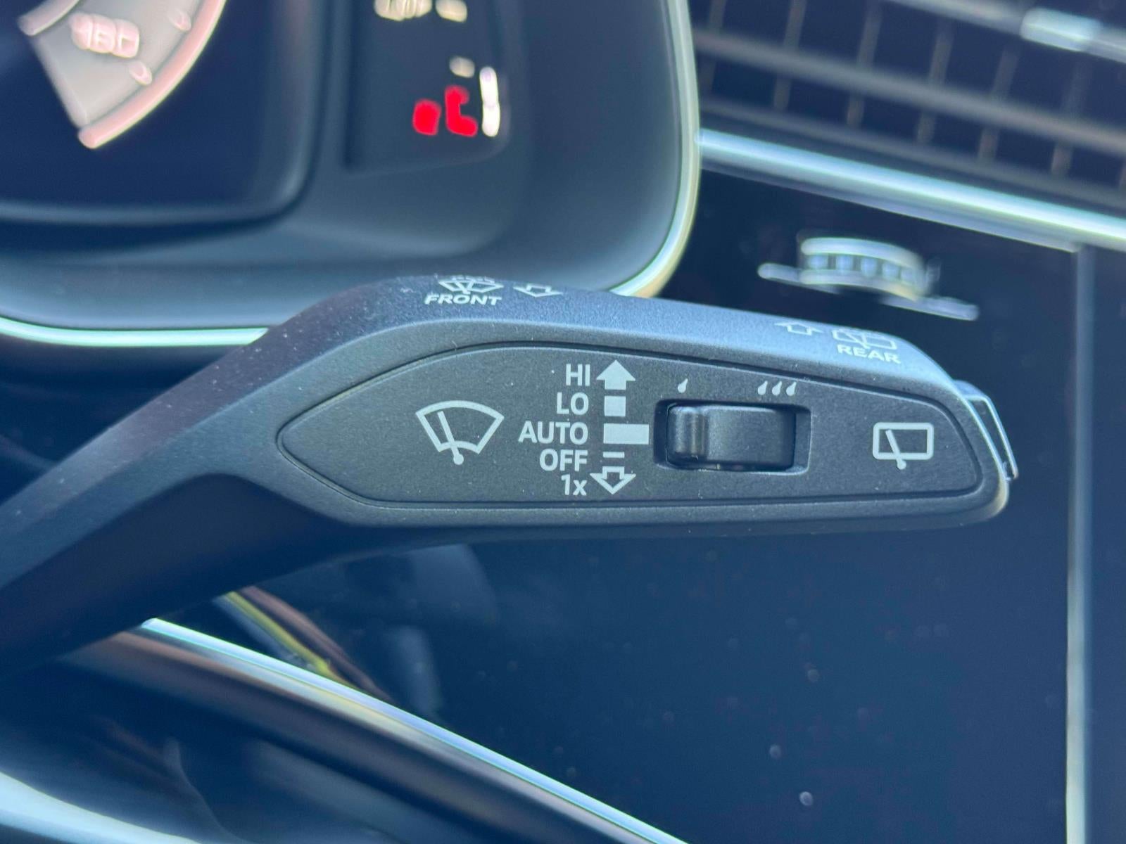 2026 Audi Q7 55 Premium