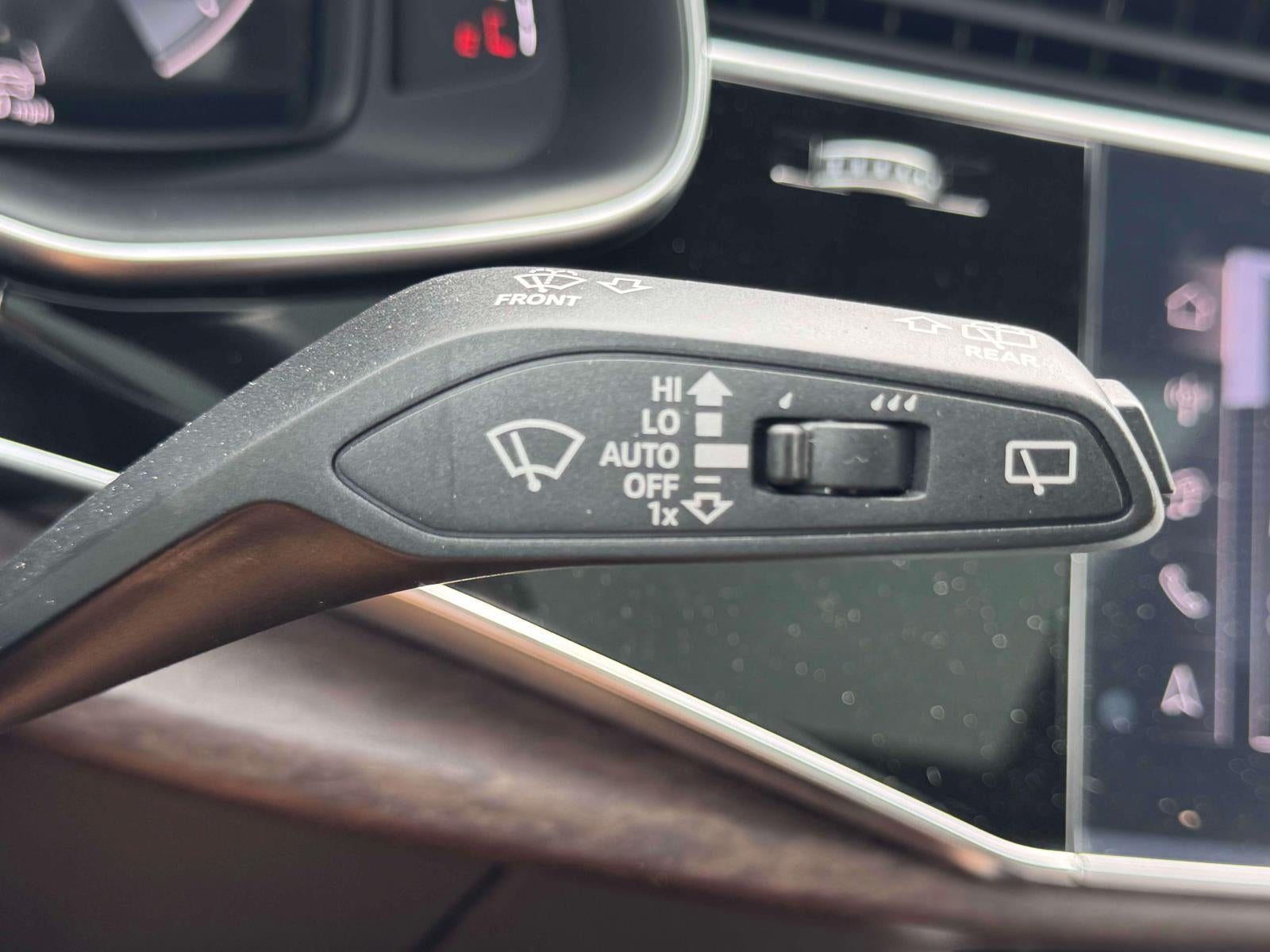 2026 Audi Q7 55 Premium