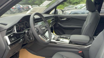 2026 Audi Q7 55 Premium