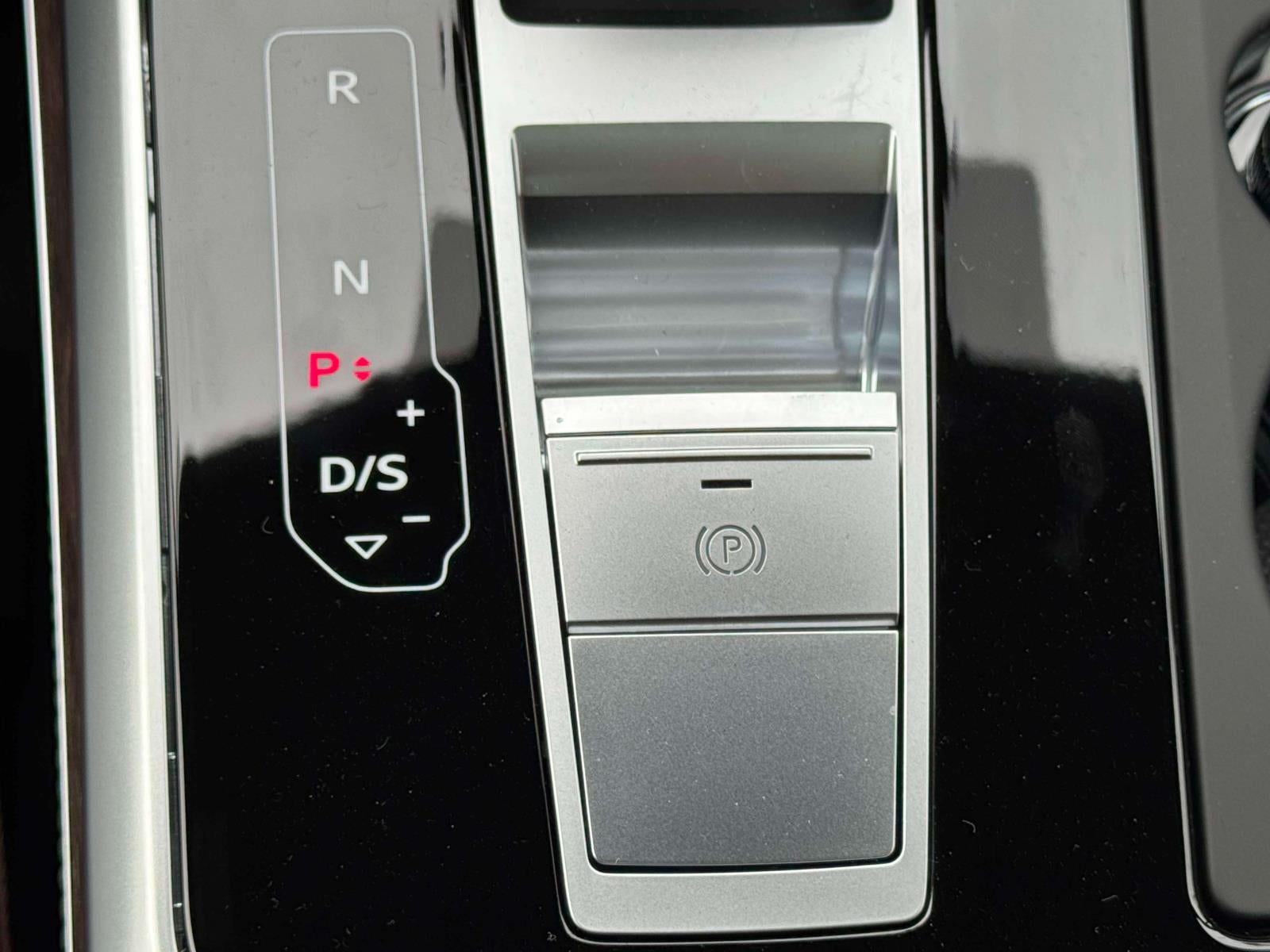 2026 Audi Q7 55 Premium Plus