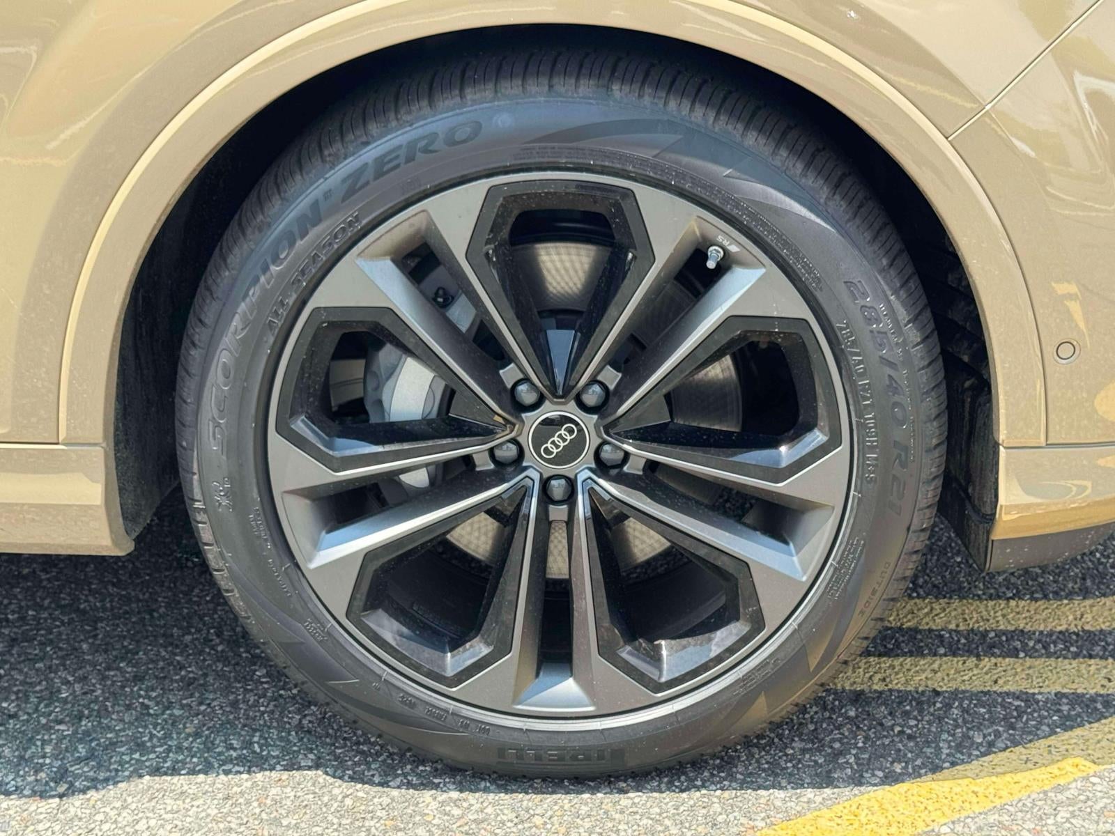 2026 Audi Q7 55 Premium