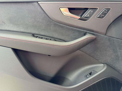 2026 Audi SQ7 Prestige