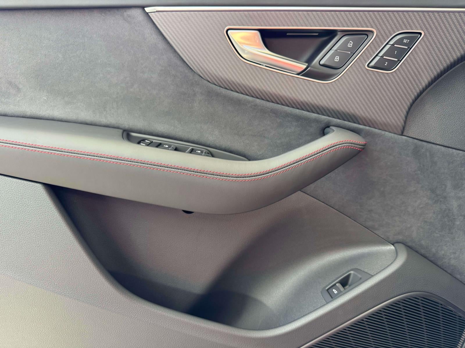 2026 Audi SQ7 Prestige