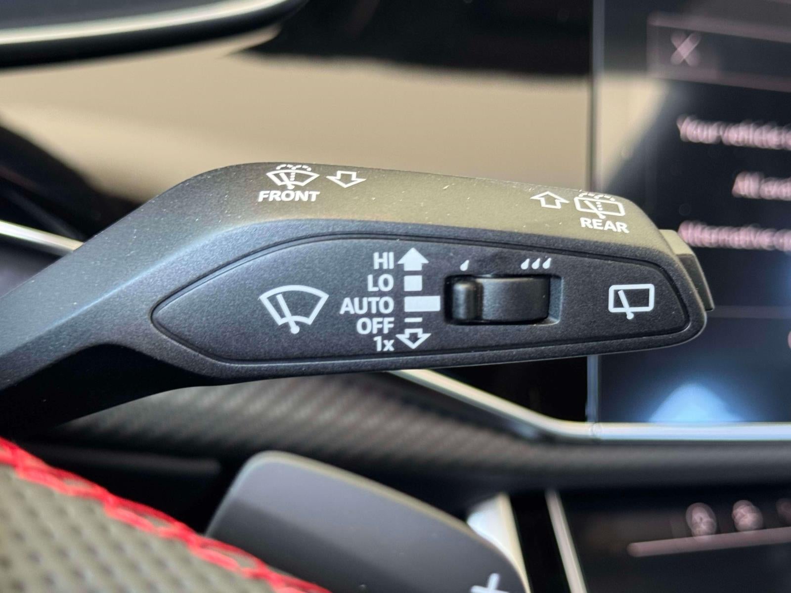 2026 Audi SQ7 Prestige