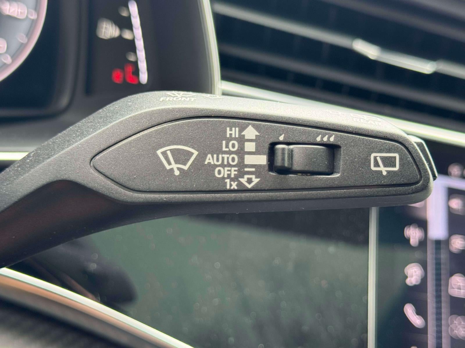 2026 Audi Q7 55 Premium