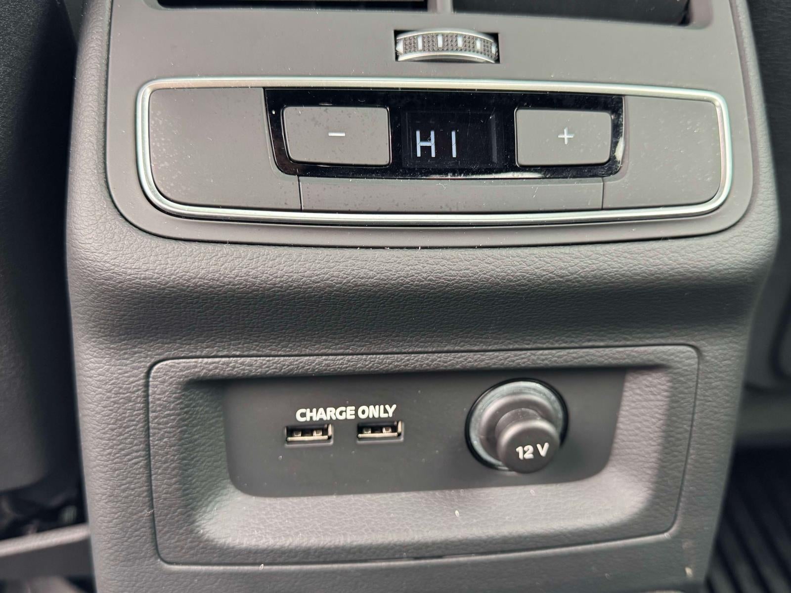 2022 Audi A4 Sedan S line Premium Plus 45 TFSI quattro