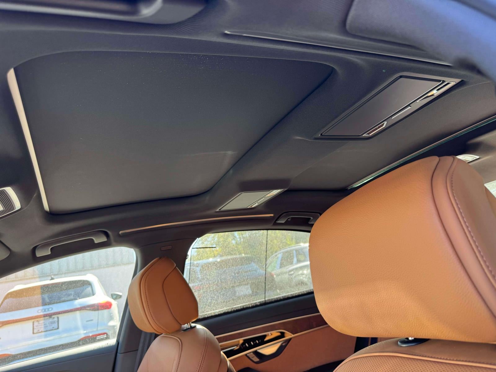 2027 Audi A8 L 55