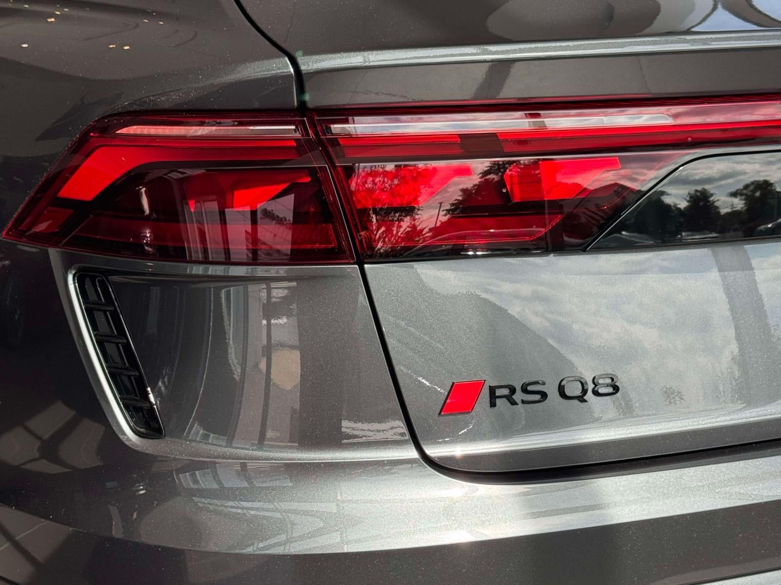 2027 Audi RS Q8 4.0T