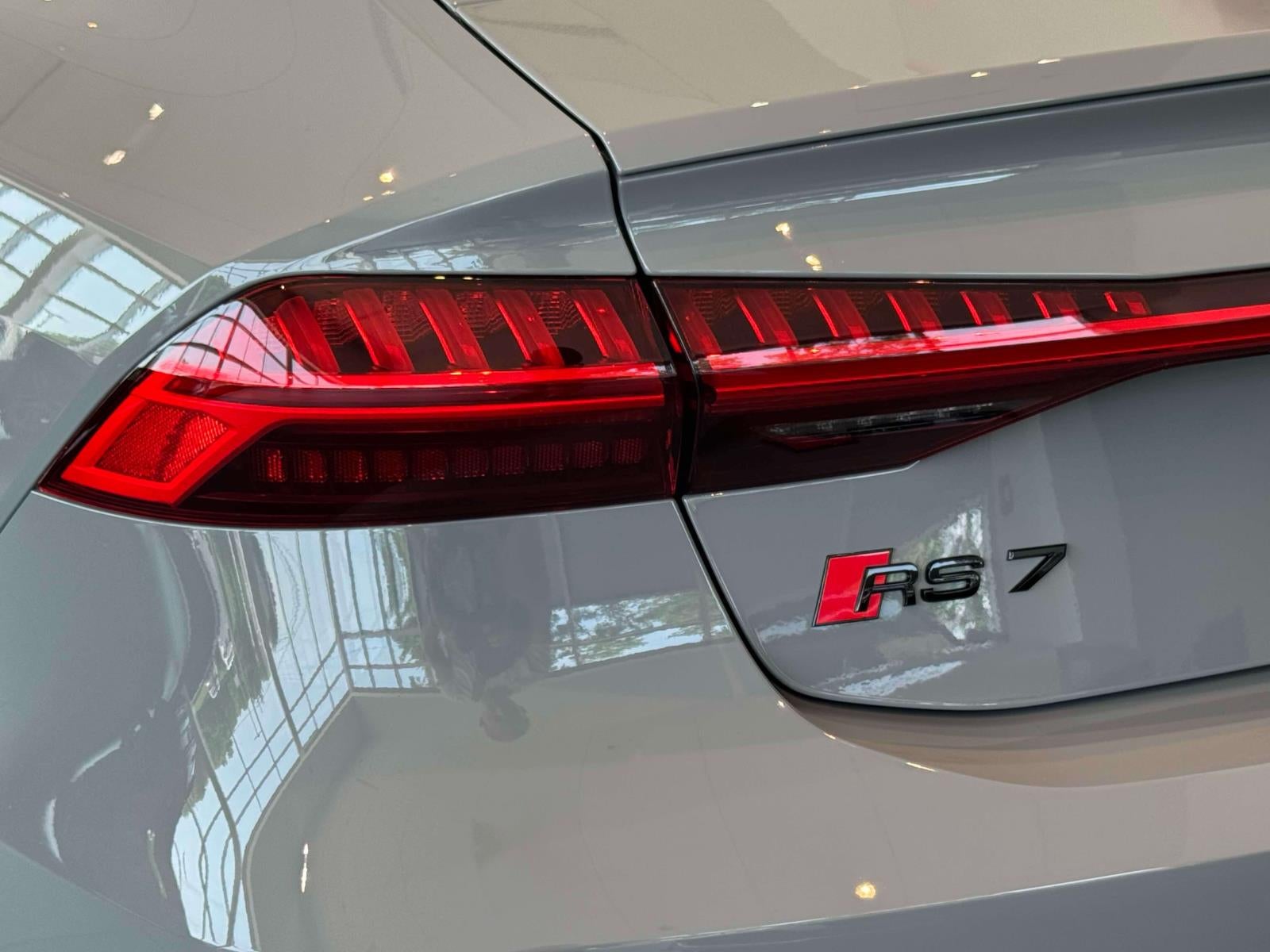 2026 Audi RS 7 4.0T