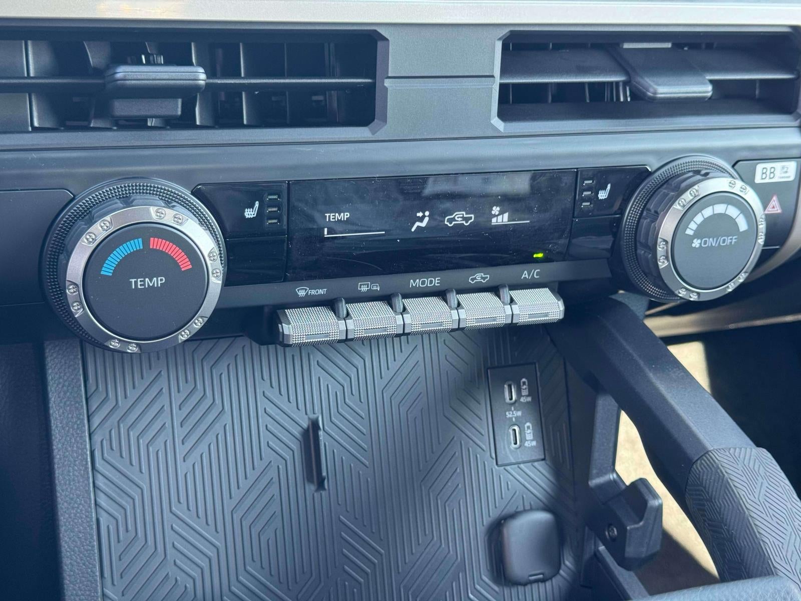 2026 Toyota Tacoma 4WD SR5