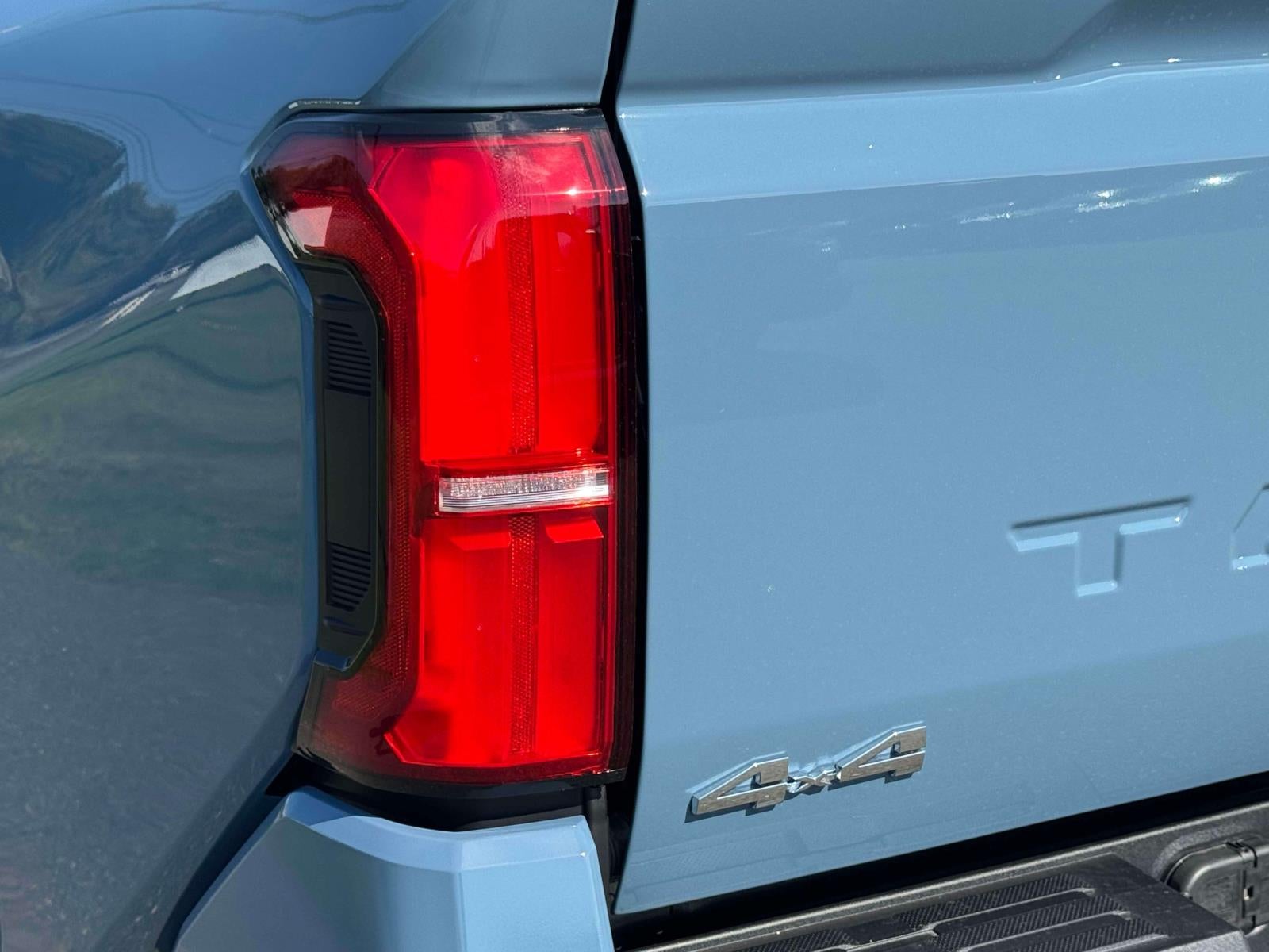 2026 Toyota Tacoma 4WD SR5