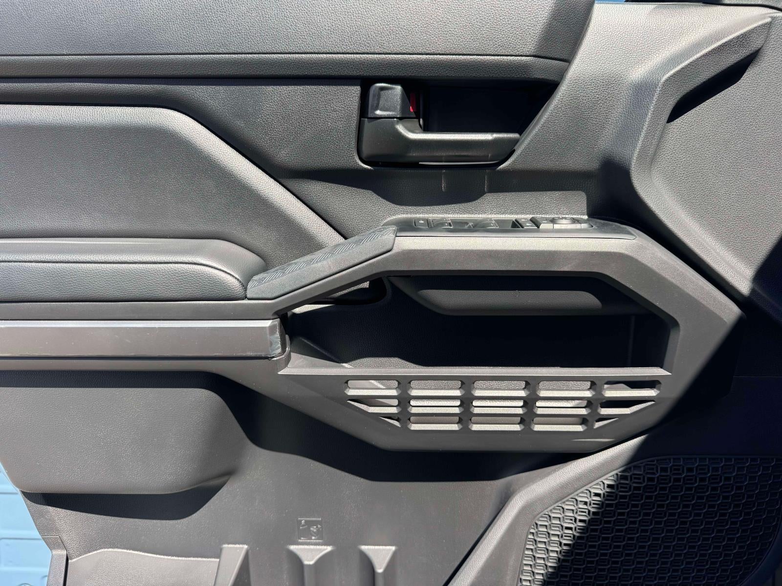 2026 Toyota Tacoma 4WD SR5